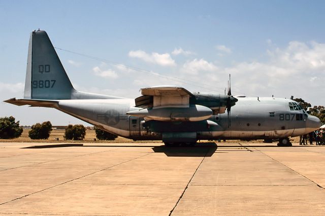 QCL9807 — - USA - MARINES - LOCKHEED KC-130T HERCULES (L-382) - REG : QD-9807 - EDINBURGH RAAF BASE ADELAIDE SA. AUSTRALIA - YPED 11/11/1995