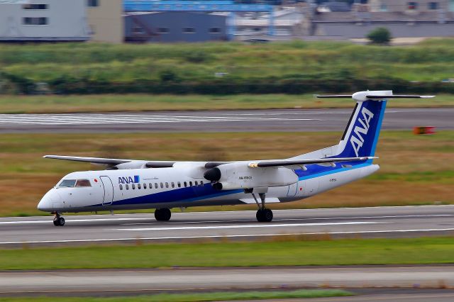 de Havilland Dash 8-400 (JA855A)