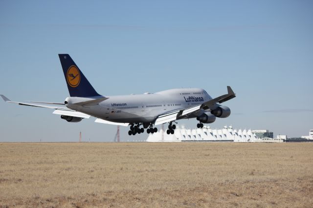 Boeing 747-400 (D-ABVO)