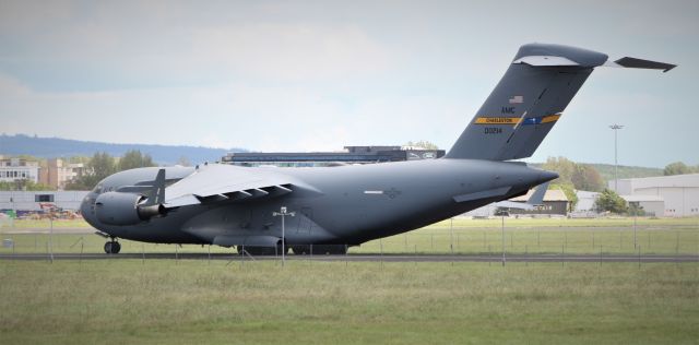 10-0214 — - rch504 usaf charleston c-17a 10-0214 at shannon 8/6/19.