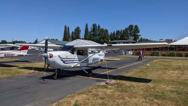 Cessna Skyhawk (N491SF)