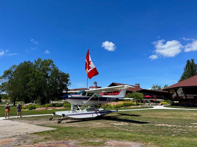 Cessna Skyhawk (N736NH)