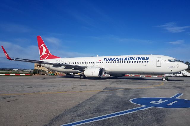 Boeing 737-700 (TC-JYE)