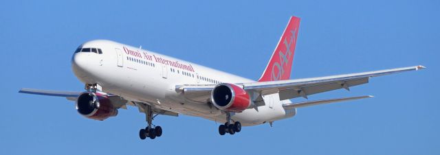 BOEING 767-300 (N342AX) - phoenix sky harbor international airport 10JAN20