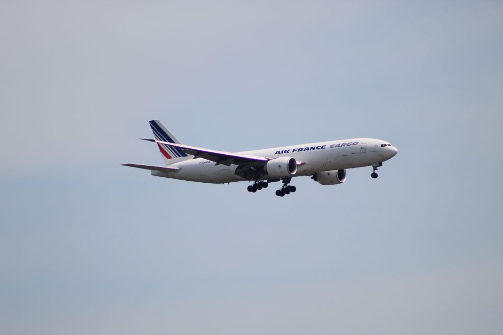 BOEING 777-200LR (F-GUOB) - AFR6738 from Paris (CDG) on 7/14/20. Landing on runway 28C.