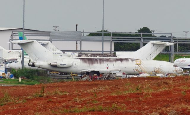 Boeing 737-200 (N854AA) - Boeing 727 formerly of Kitty Hawk Air Cargo now withdrawn from use at Panama City-Tocumen,Panama 