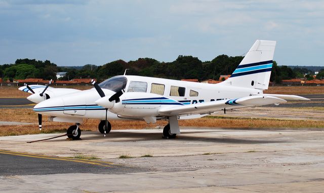 Piper Seneca (PT-RTM)