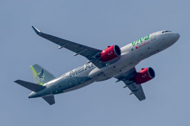 Airbus A320 (XA-VII)