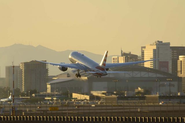 Boeing 787-8 (N800AN) - American Boeing 787-823 N800AN departing from Phoenix Sky Harbor Airport for Dallas-Fort Worth Airport on March 7, 2015. 