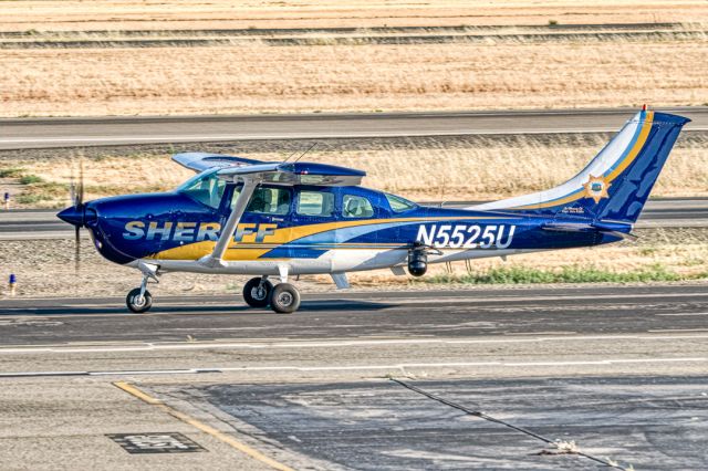 Cessna 206 Stationair (N5525U) - Alameda County Sheriff' Cessna U206 Stationair at Livermore Municipal Airport (CA). June 2021