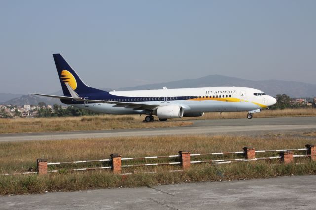 Boeing 737-800 (VT-JBP)