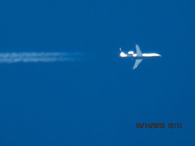 Embraer Legacy 600/650 (LX-OLA)
