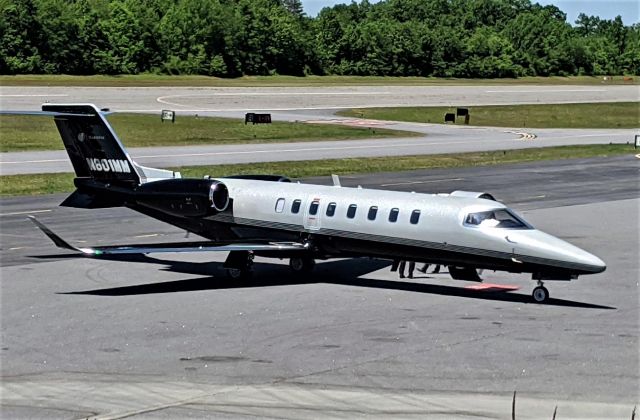 Learjet 45 (N801MM) - Very nice aircraft!