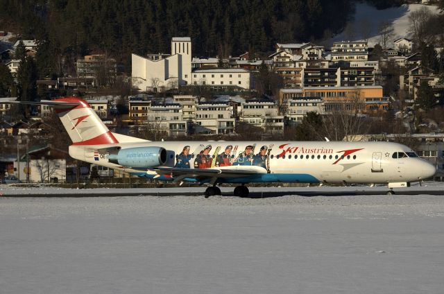 Fokker 100 (OE-LVM) - the austrian ski-stars