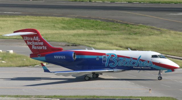 Bombardier Challenger 300 (N991GS)