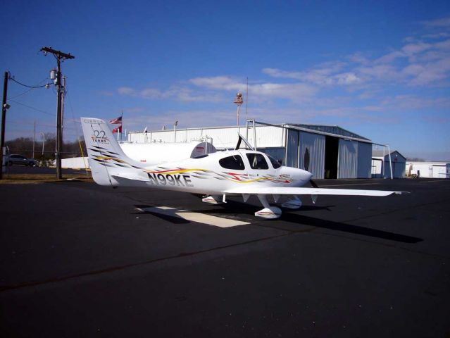 Cirrus SR-22 (N99KE)