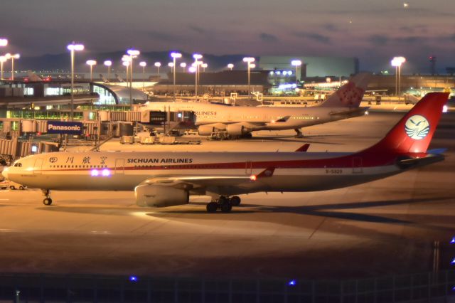 Airbus A330-300 (B-5929) - Recently completed the Sichuan Airlines