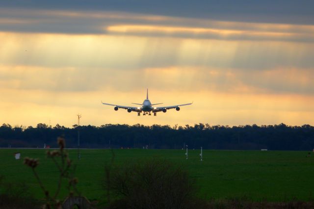 Boeing 747-400 (D-ABVS)