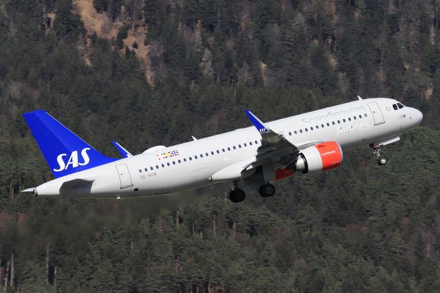 Airbus A320neo (SE-RON)