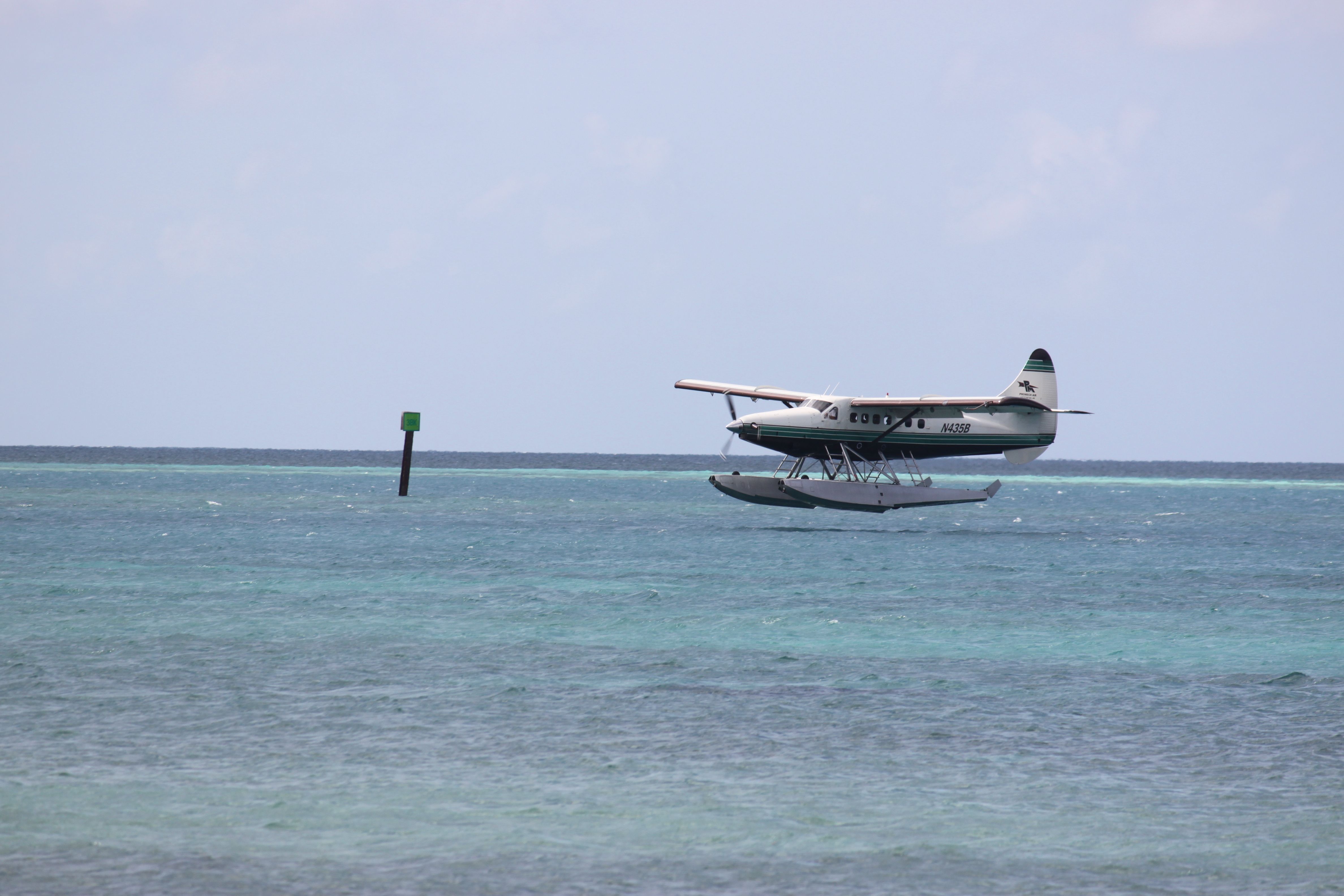 Beechcraft 35 Bonanza (N435B)