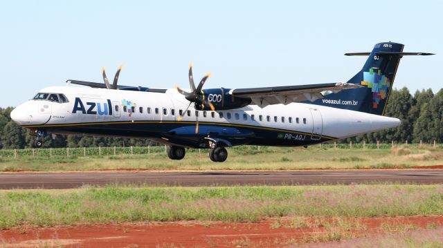 ATR ATR-72 (PR-AQJ)