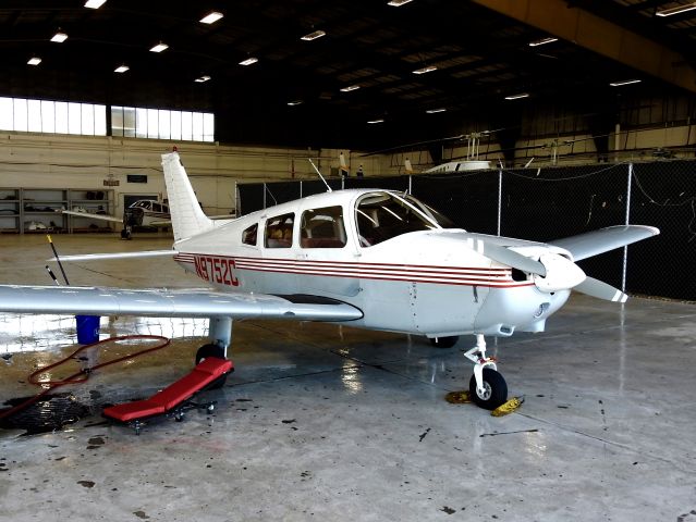 Piper Cherokee (N9752C)