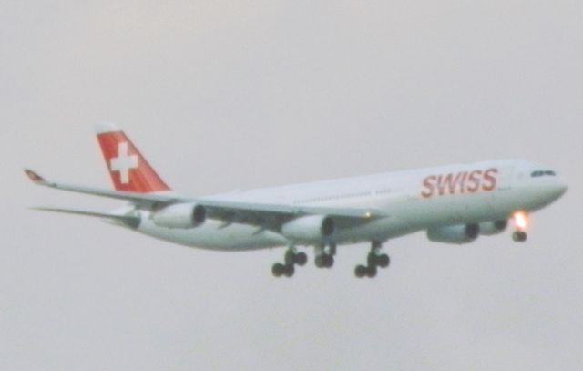 Airbus A340-300 (HB-JMA) - A Four-Engined Swiss A340-300 Reg#HB-JMA"Arriving from Zurich,Kloten(ZRH/LSZH)