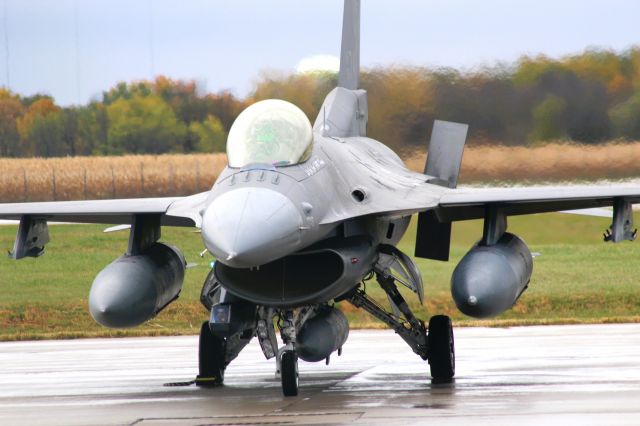 Lockheed F-16 Fighting Falcon (AFR90748) - Pre-Flight check of control surfaces & speed brakes. 