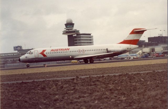 McDonnell Douglas DC-9-30 (OE-LDI) - cn637