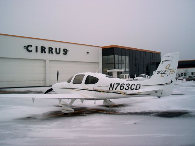 Cirrus SR-22 (N763CD) - On the ramp in DLH in December 2005, soon after delivery