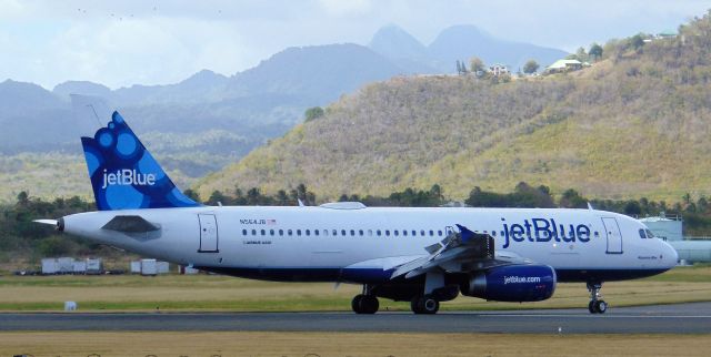 Airbus A320 (N564JB)