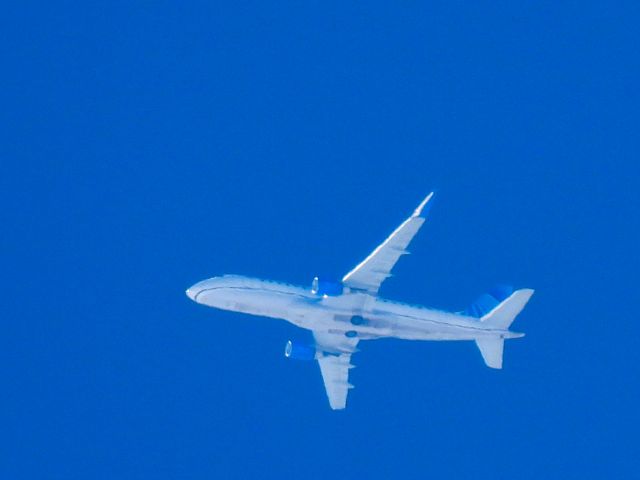 Embraer 175 (N621UX) - SKW5755br /DEN-SAVbr /04/07/22