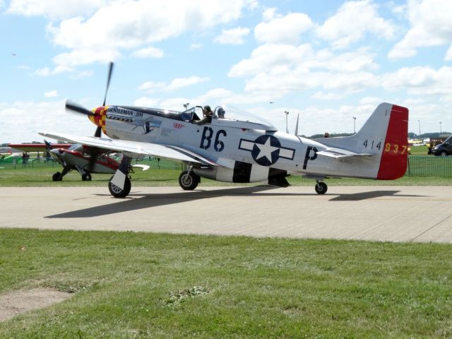 North American P-51 Mustang (N551J)