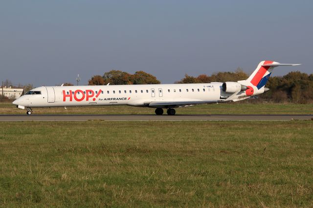 Bombardier CRJ-1000 (F-HMLE) - 2018 VINCI Airports Spotters Day.