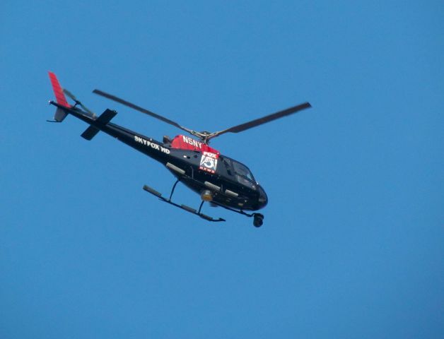 N5NY — - Hovering overhead of the U-2 concert at Meadowlands Stadium NJ