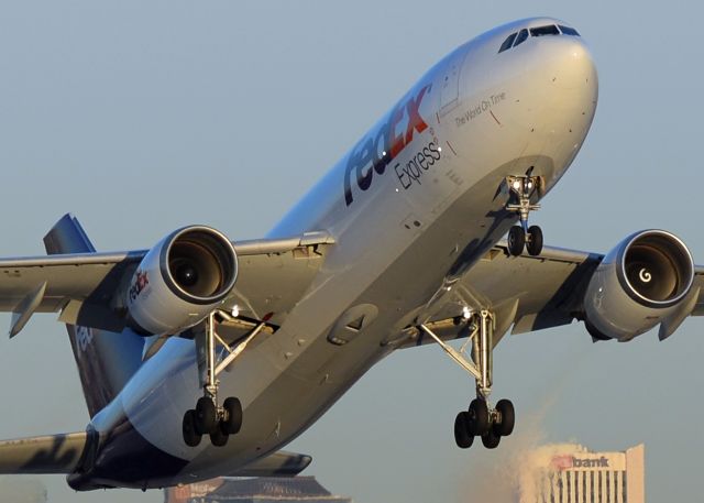 Airbus A300F4-600 (N660FE)