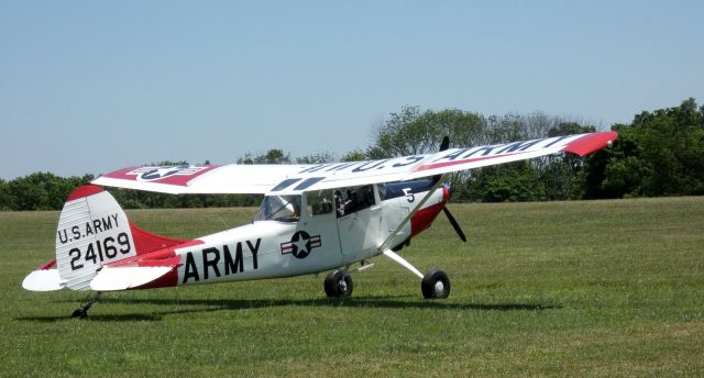 Cessna L-19 Bird Dog (N305AD) - Shown here on this grass airstrip in southeastern Pennsylvania is a 1973 Cessna 305A "Bird Dog" in the Summer of 2020.