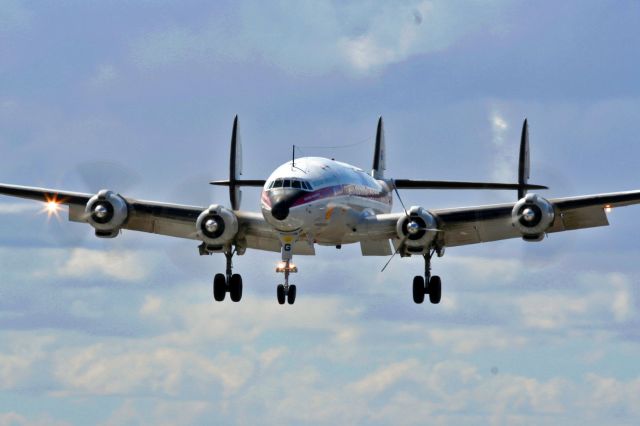 Lockheed EC-121 Constellation (VH-EAG) - A Super Constellation on approach with one engine shut down at the 2007 Avalon Airshow