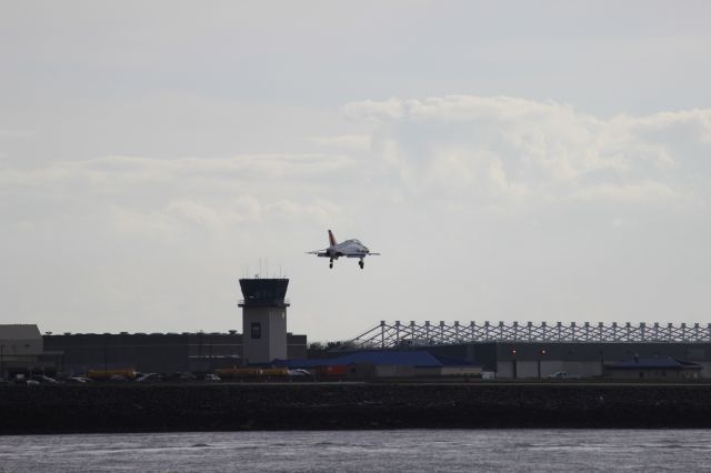 Piper Apache (N236) - Got this while in the landing pattern from across the river from Mayport NAS