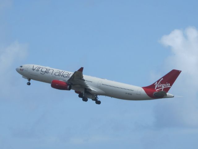 Airbus A330-300 (G-VKSS)
