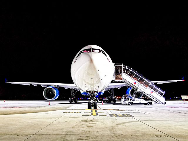 Airbus A330-300 (F-HPUJ)