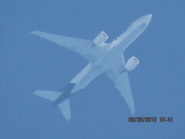 BOEING 777-200LR (N851FD)