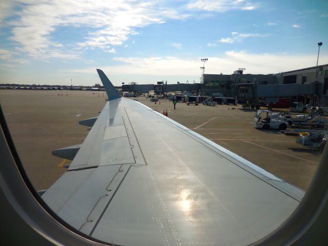 Embraer 170/175 (C-FEJC)