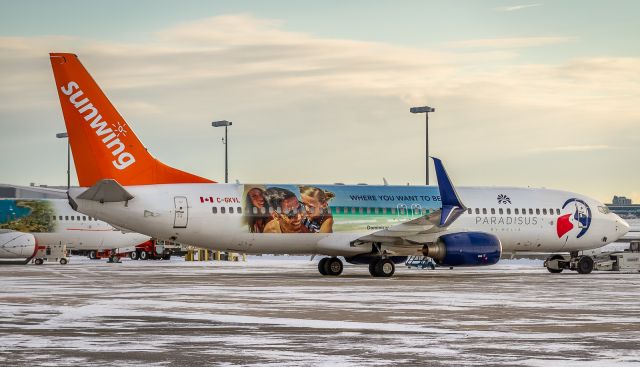 Boeing 737-800 (C-GKVL) - Leased Sunwing birds on the FEDEX ramp awaiting their next mission