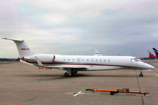 Embraer ERJ-135 (N966JS)