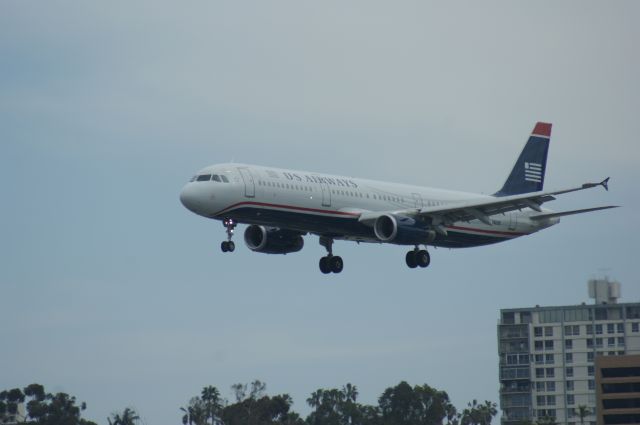 Airbus A320 (N524UW) - US Airways flight #195 from PHX