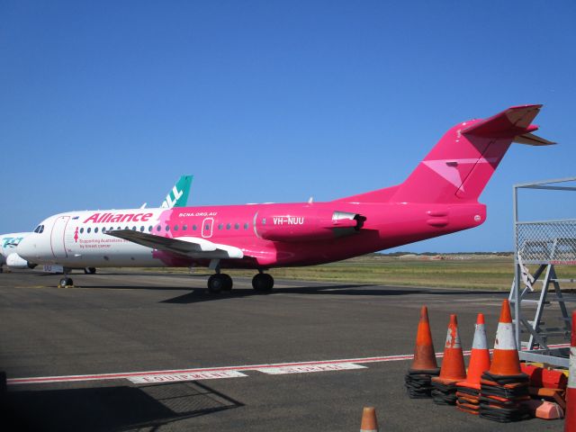 Fokker 70 (VH-NUU)