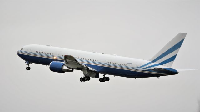 BOEING 767-300 (N804MS) - las vegas sand corporation b767-3p6er n804ms dep shannon for miami 30/12/19.