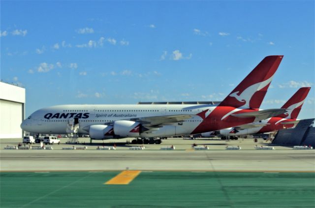 Airbus A380-800 (VH-OQG) - Original " Spirit Of Australians" (without the names)