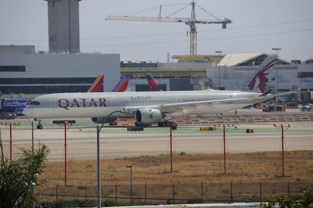 Airbus A350-1000 (A7-ANJ)
